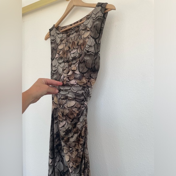 Three Dots Feather Print Shirred Midi Dress Womens Medium Ruched Tank Top Sleeve - Picture 4 of 10